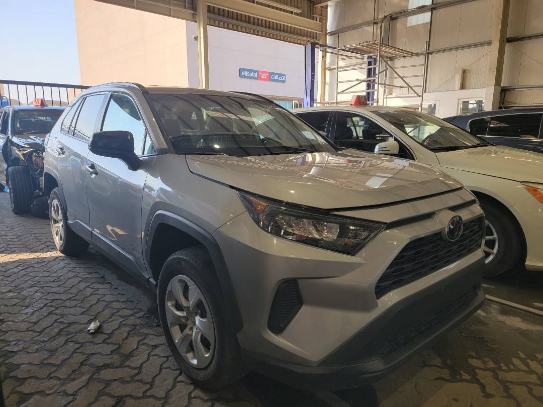 2021 TOYOTA RAV4 — 18000 Miles — Lot C221201 — Main - Marhaba Auctions Used Cars - Image 4