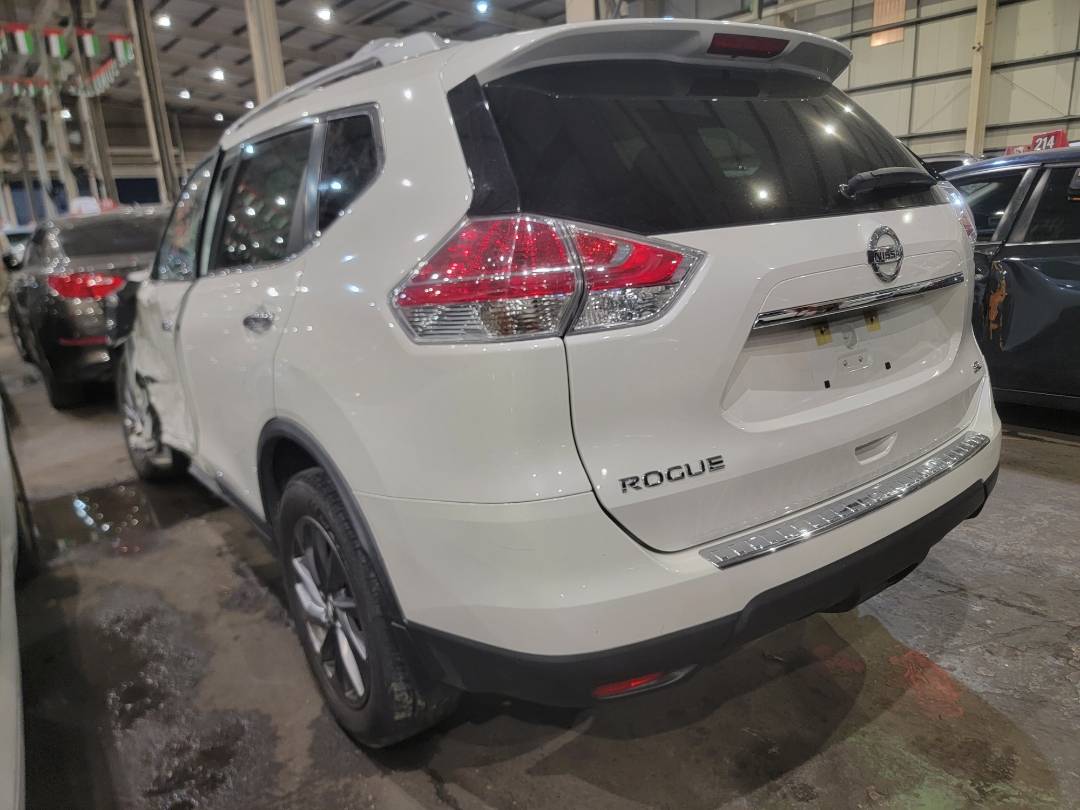 2016 NISSAN ROGUE — 99126 Miles — Lot P702716 — Main - Marhaba Auctions Used Cars - Image 4