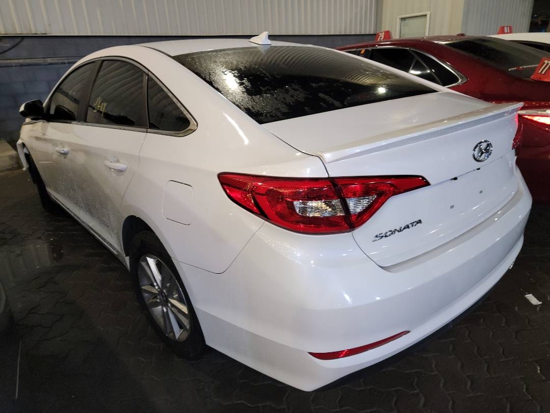 2015 HYUNDAI SONATA — 91926 Miles — Lot 234728 - Marhaba Auctions Used Cars - Image 4