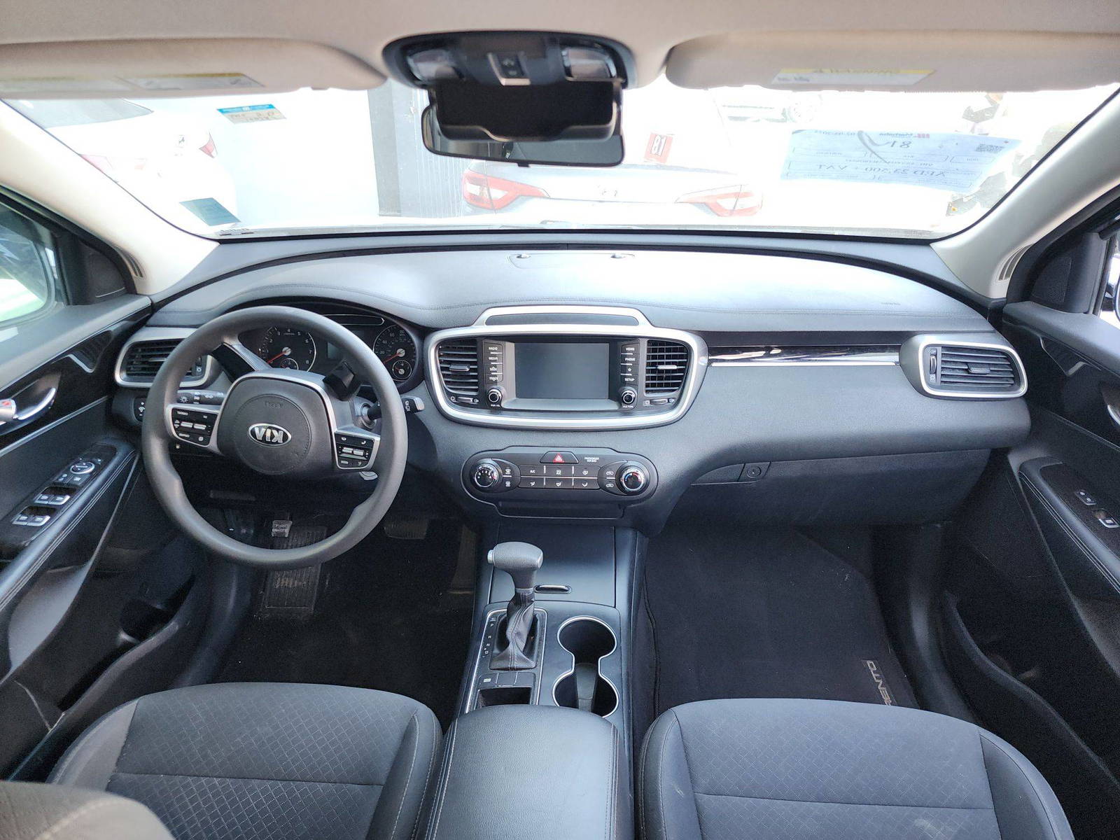 2020 KIA SORENTO — 100180 Miles — Lot 626547 — Al Quoz - Marhaba Auctions Used Cars - Image 6