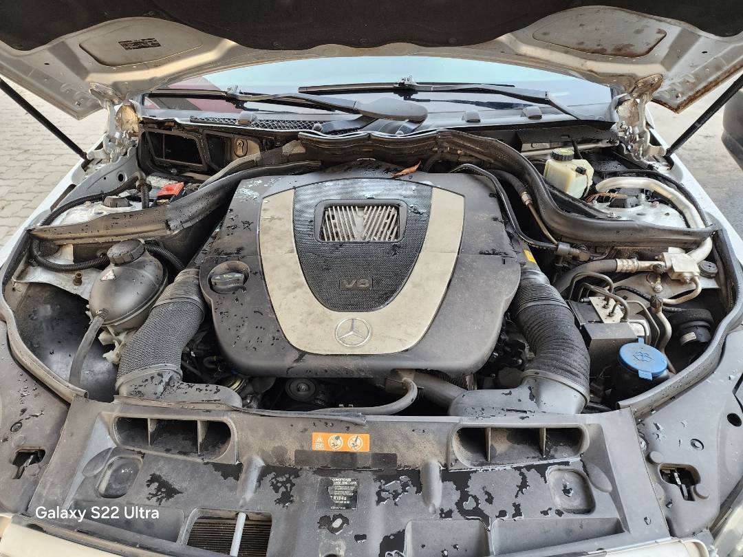 2011 MERCEDES BENZ C300 — 119046 Miles — Lot 329118 — Ind. 12 - Marhaba Auctions Used Cars - Image 10