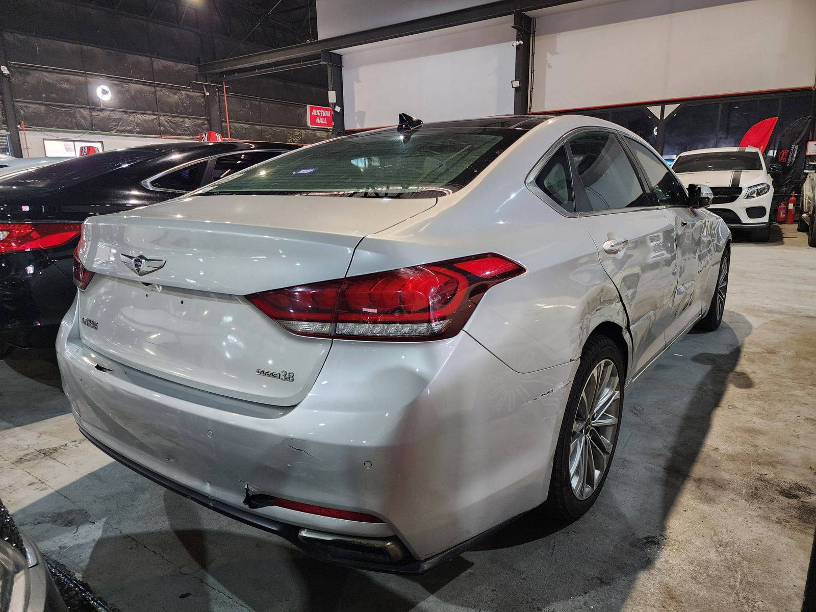 HYUNDAI GENESIS 2015 - Marhaba Auction Used Cars - Image 6