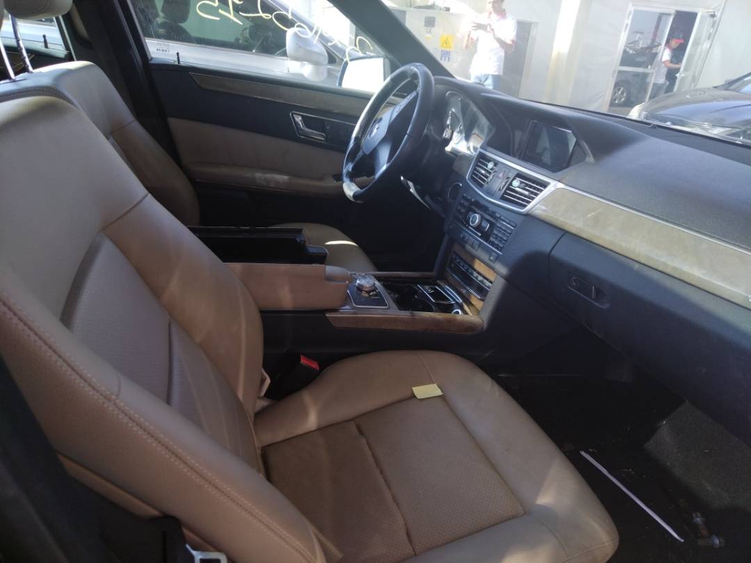2011 MERCEDES BENZ E 350 — 261618 Miles — Lot 37965215 - Marhaba Auctions Used Cars - Image 3