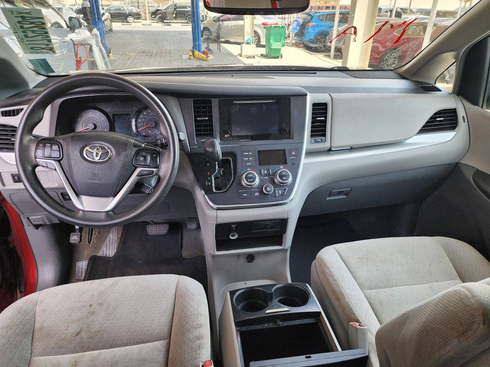 2016 TOYOTA SIENNA — 188719 Miles — Lot 81729284 — Souq - Marhaba Auctions Used Cars - Image 7