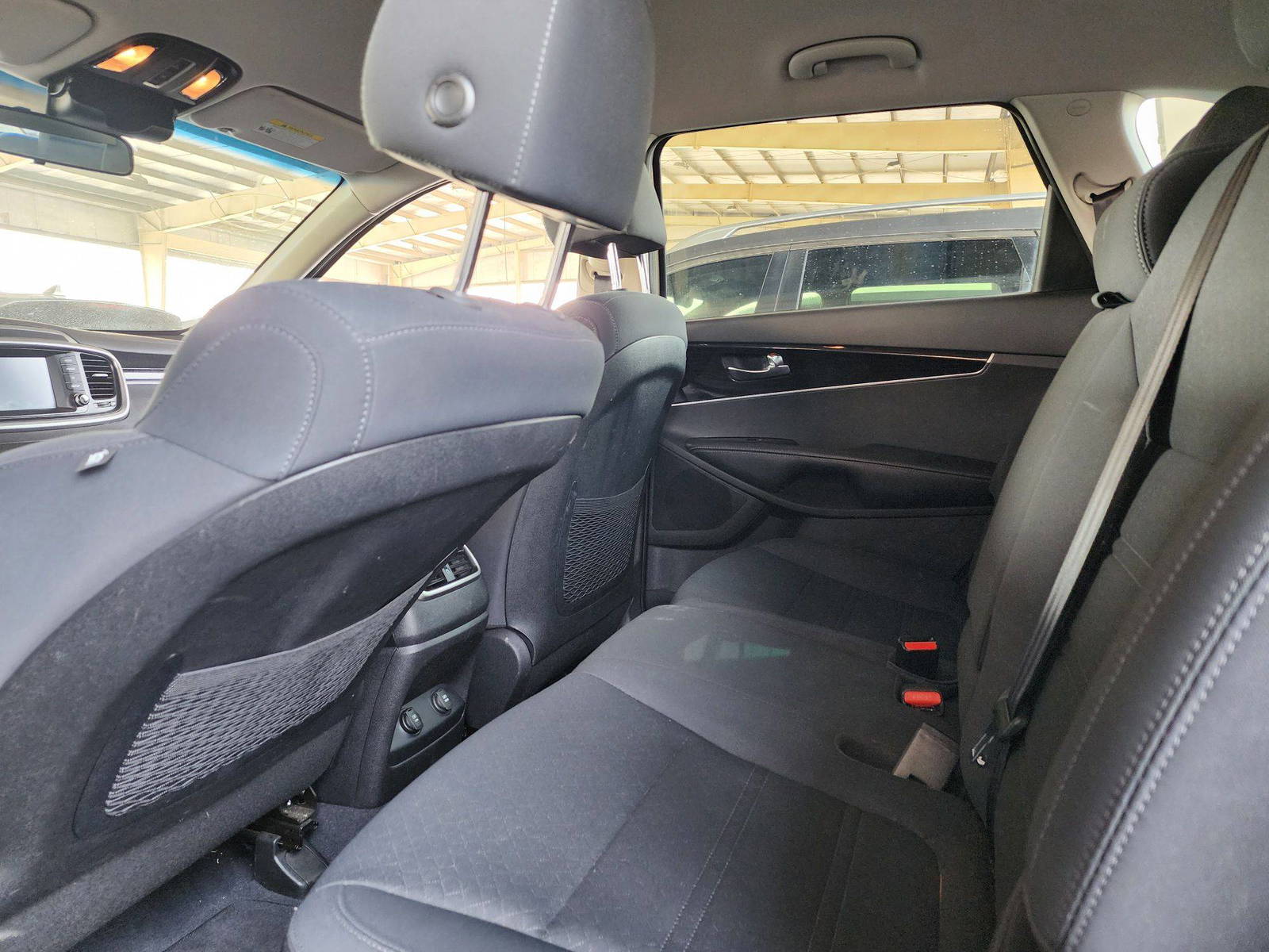 2020 KIA SORENTO — 63261 Miles — Lot A54LG619856 — Souq - Marhaba Auctions Used Cars - Image 6