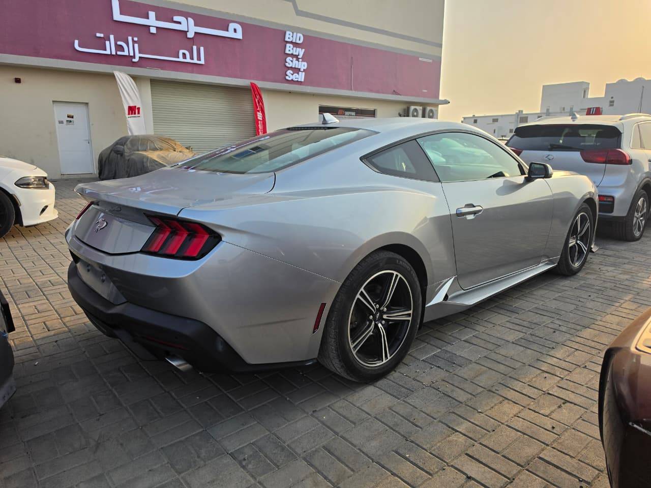 2024 FORD MUSTANG — sold — 33064 Miles — Lot H7R5115190 — Oman Yard - Marhaba Auctions Used Cars - Image 5