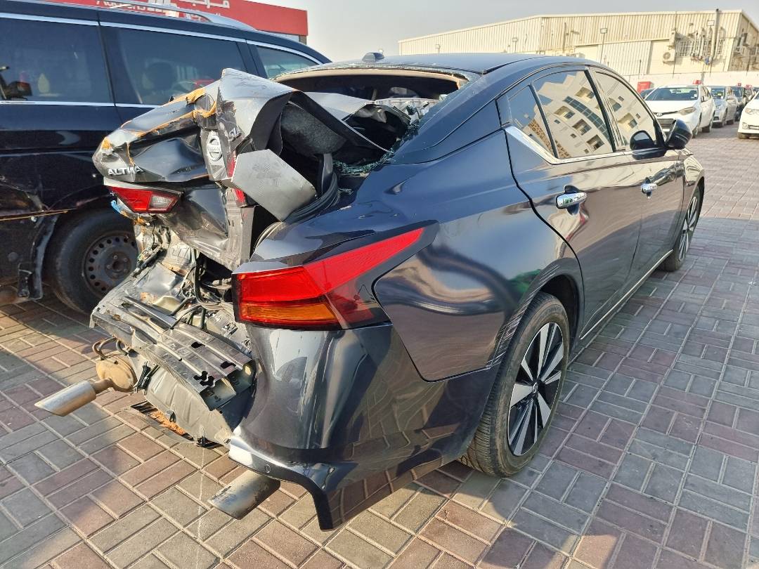 2020 NISSAN ALTIMA — 139927 Miles — Lot 1254879 — Ind. 12 - Marhaba Auctions Used Cars - Image 5