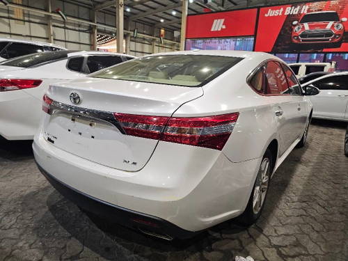 TOYOTA AVALON