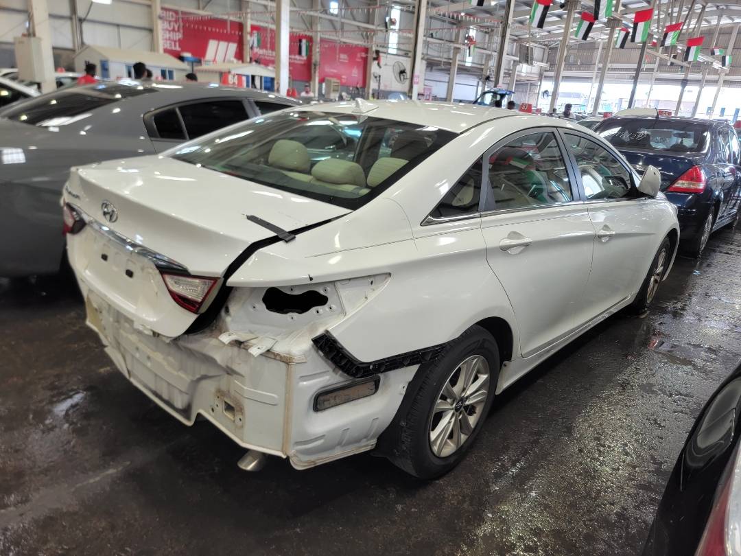 2012 HYUNDAI SONATA — 137025 Miles — Lot 67083563 - Marhaba Auctions Used Cars - Image 4