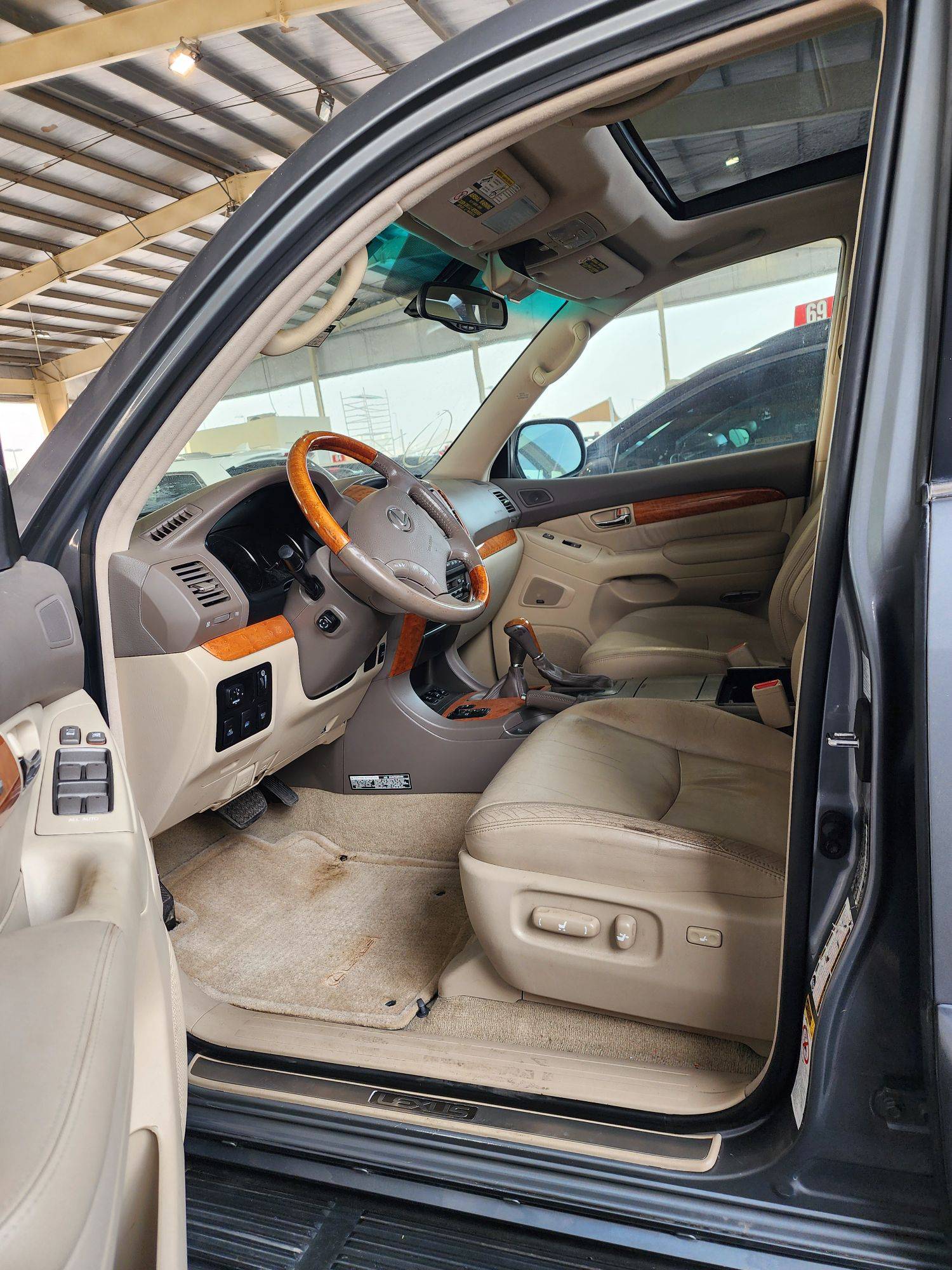 2006 LEXUS GX 470 — 231527 Miles — Lot 14379 — Ind. 12 - Marhaba Auctions Used Cars - Image 12