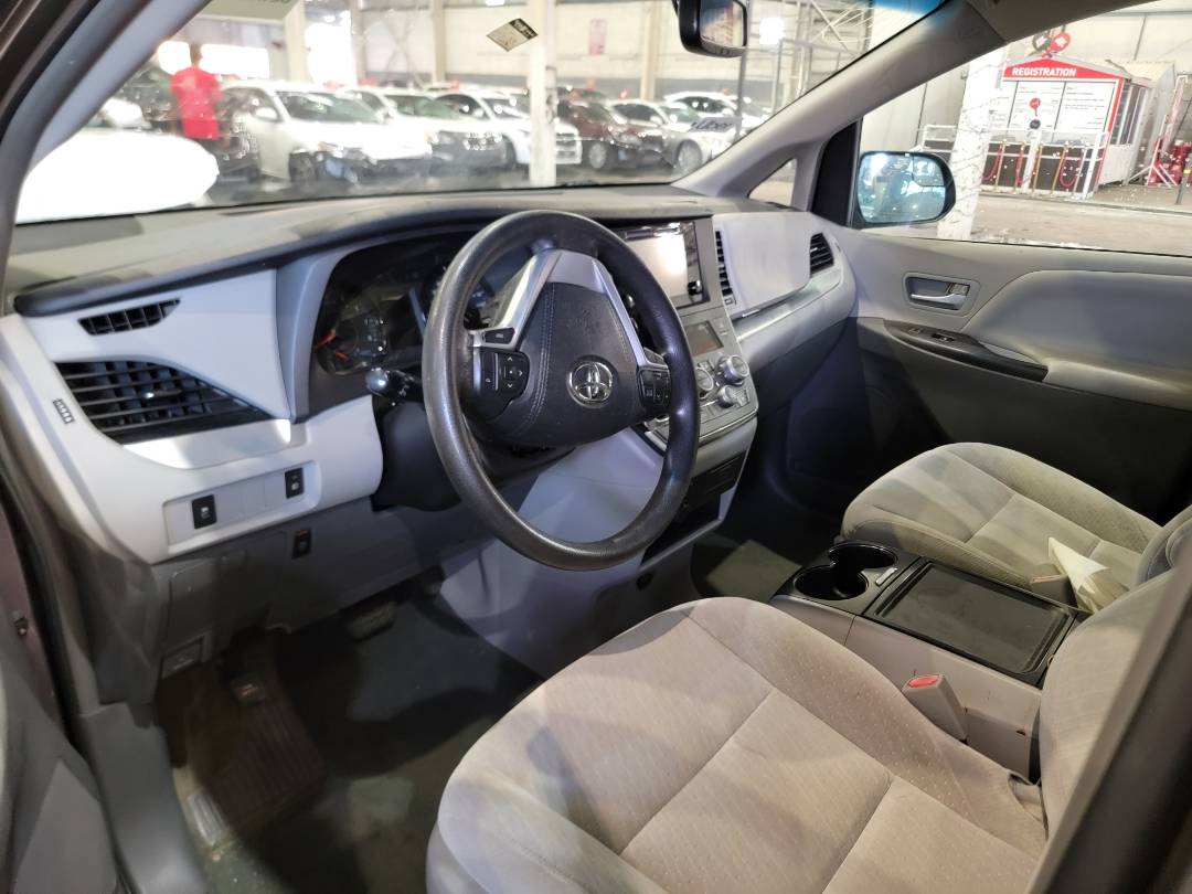 2017 TOYOTA SIENNA — 216543 Miles — Lot HS825858 — Main - Marhaba Auctions Used Cars - Image 8