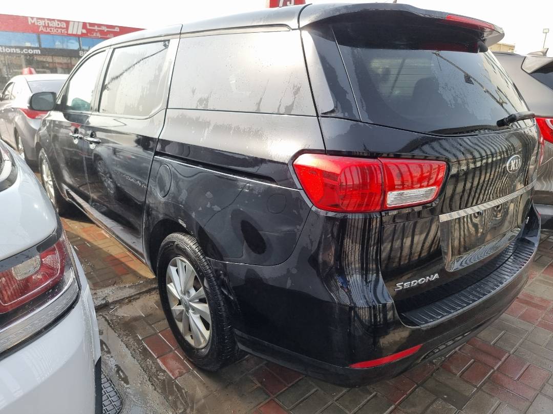 2017 KIA SEDONA — 153199 Miles — Lot 215487 — Ind. 12 - Marhaba Auctions Used Cars - Image 4