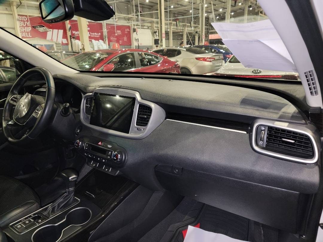 2019 KIA SORENTO — 191263 Miles — Lot KG451100 - Marhaba Auctions Used Cars - Image 6