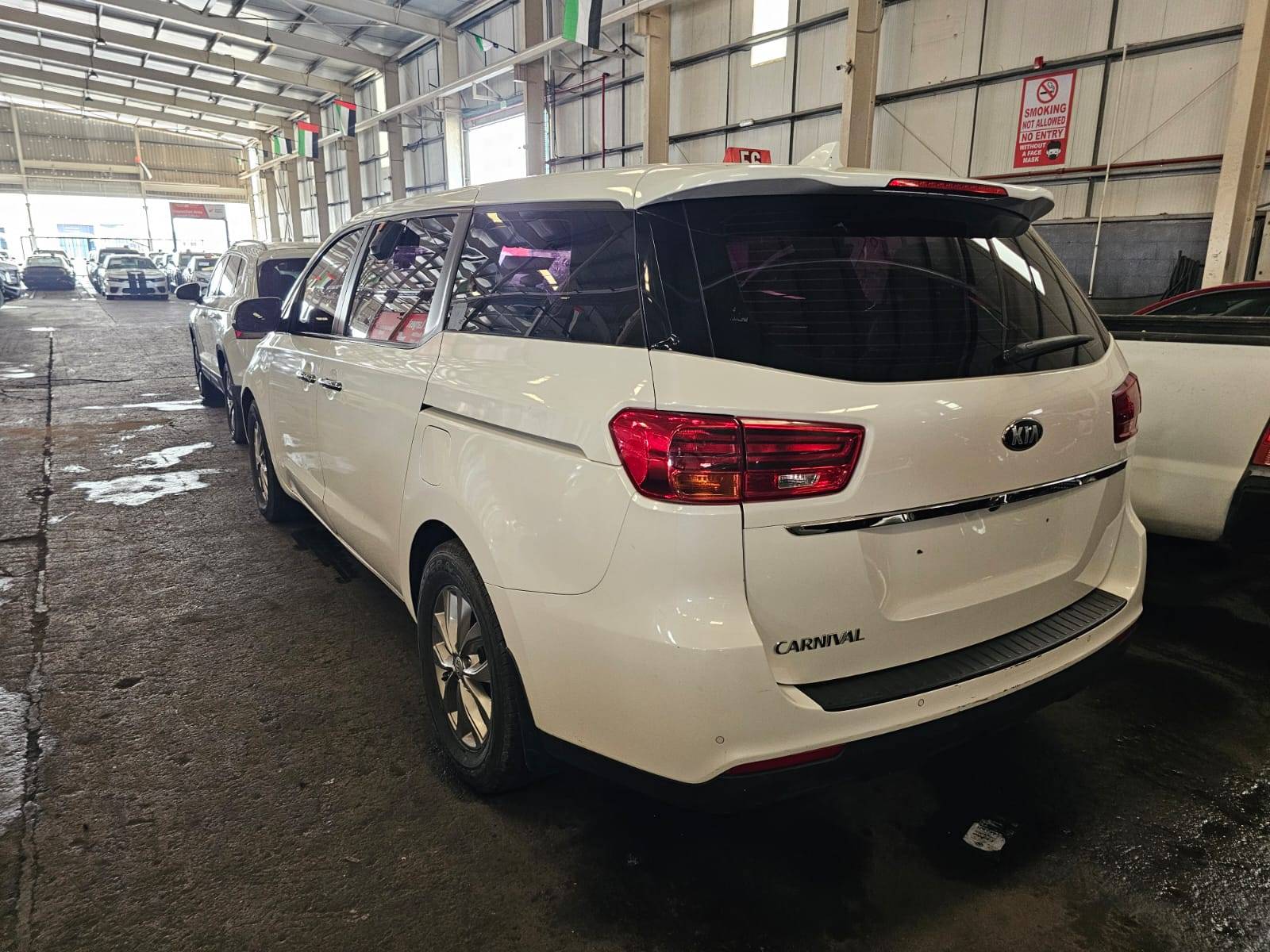 KIA CARNIVAL EX 2020 - Marhaba Auction Used Cars - Image 6
