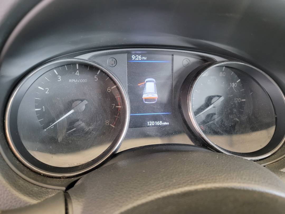2018 NISSAN ROGUE — 120167 Miles — Lot P575688 — Main - Marhaba Auctions Used Cars - Image 9