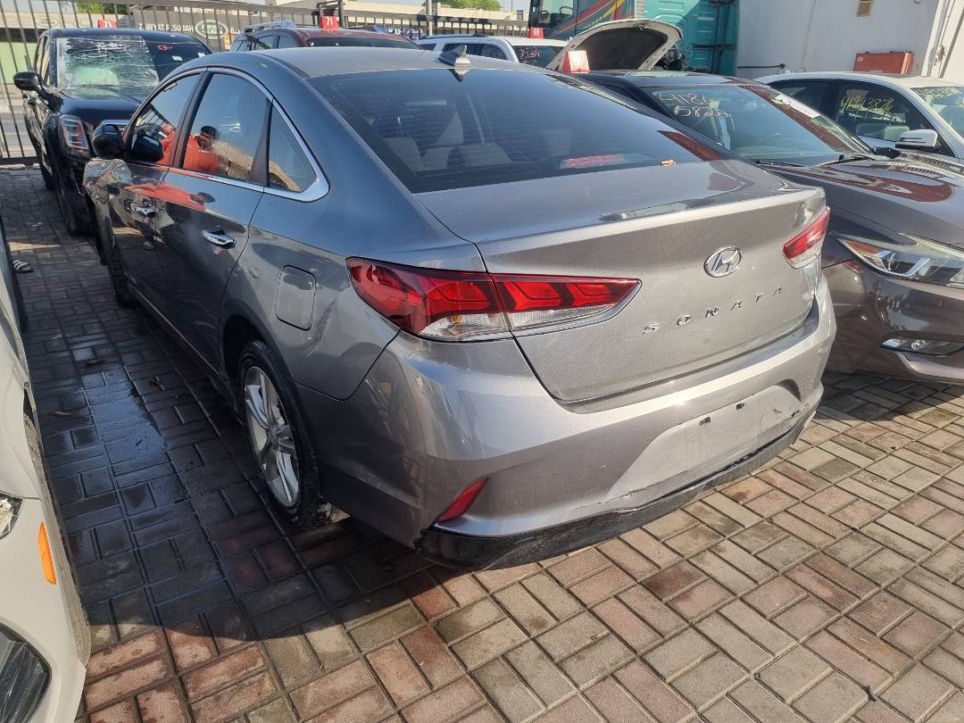 2018 HYUNDAI SONATA — 116091 Miles — Lot 677287 — Souq - Marhaba Auctions Used Cars - Image 5