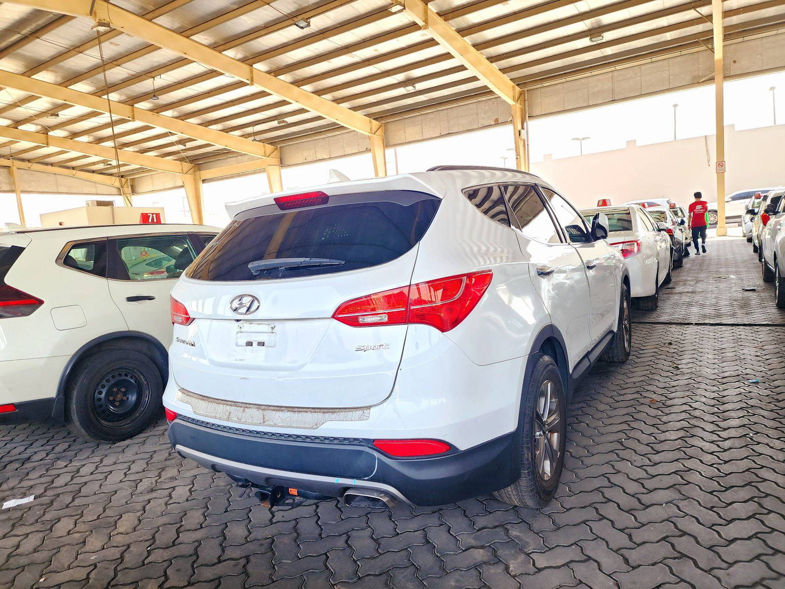 2016 HYUNDAI SANTA FE — 116086 Miles — Lot 6GG355334 — Souq - Marhaba Auctions Used Cars - Image 3
