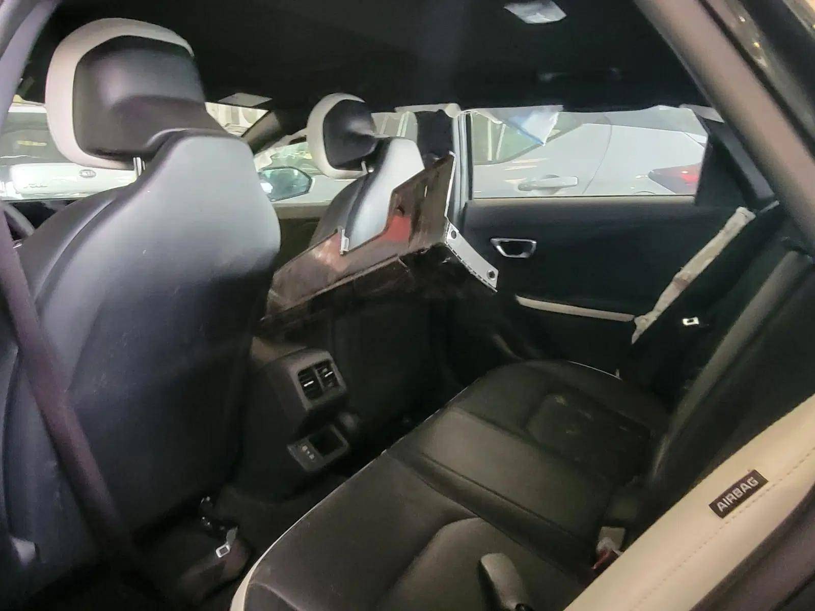 2025 KIA K4 — 3494 KM — Lot 6SE093508 — Main - Marhaba Auctions Used Cars - Image 8