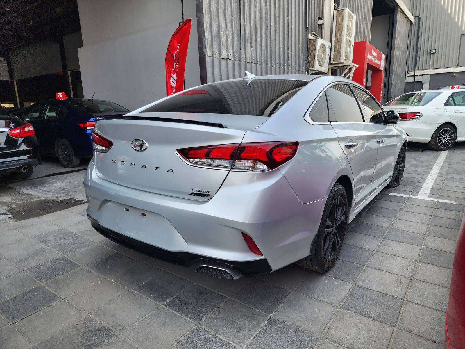 2018 HYUNDAI SONATA — 127191 Miles — Lot H682336 — Al Quoz - Marhaba Auctions Used Cars - Image 4