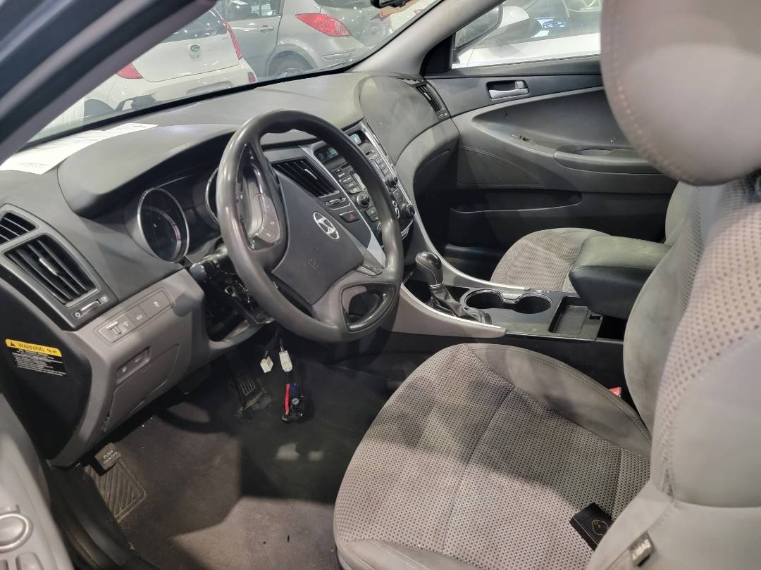 2012 HYUNDAI SONATA — 170330 Miles — Lot 37281921 — Main - Marhaba Auctions Used Cars - Image 7