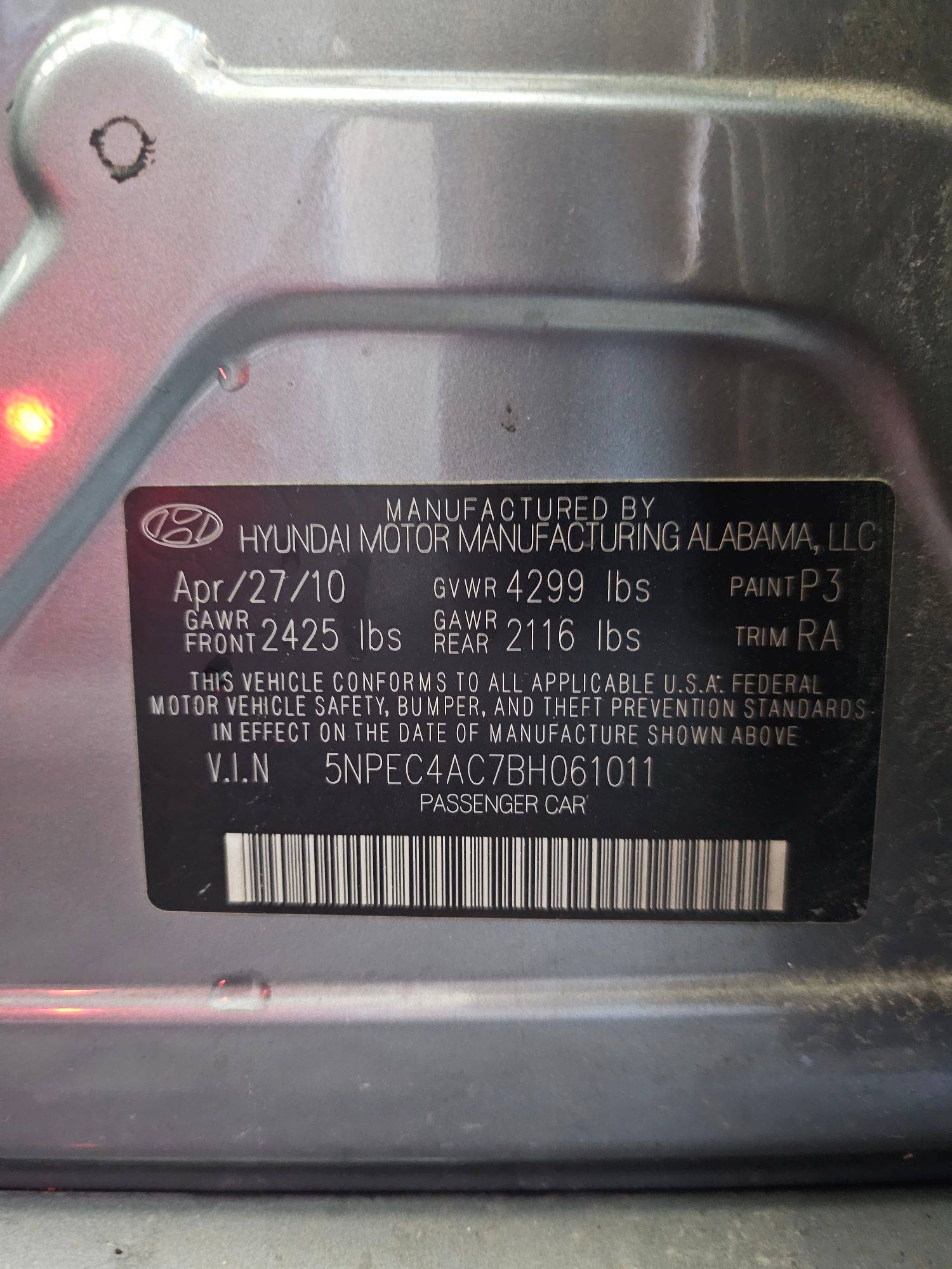 2011 HYUNDAI SONATA — 171080 Miles — Lot BH061011 — Souq - Marhaba Auctions Used Cars - Image 9