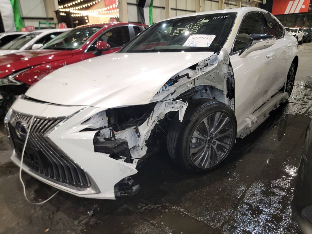 2021 LEXUS ES 300H — 60672 Miles — Lot 36822444 - Marhaba Auctions Used Cars - Image 7