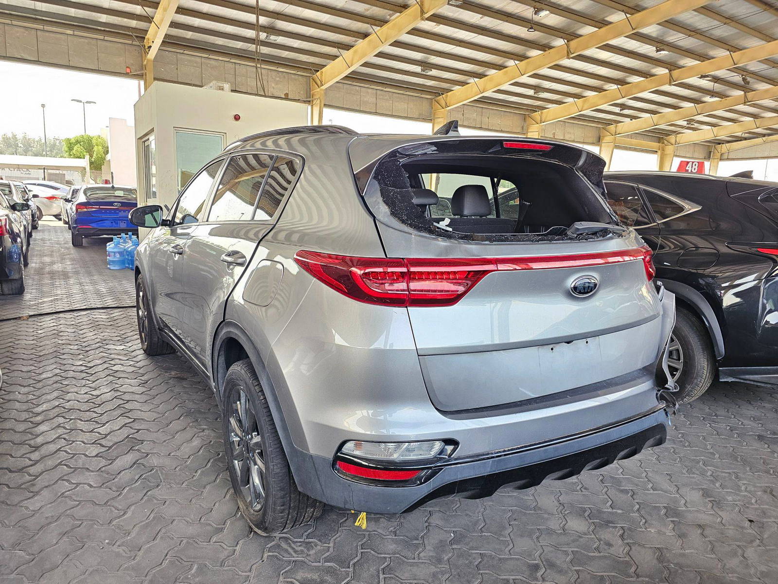2021 KIA SPORTAGE — 97693 Miles — Lot M7859918 — Souq - Marhaba Auctions Used Cars - Image 5