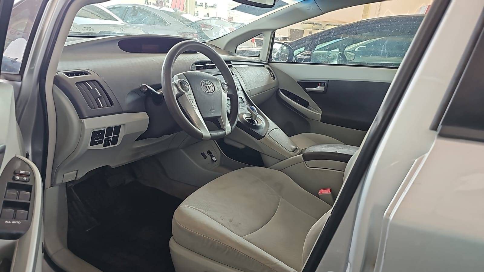 TOYOTA PRIUS 2011 - Marhaba Auction Used Cars - Image 6