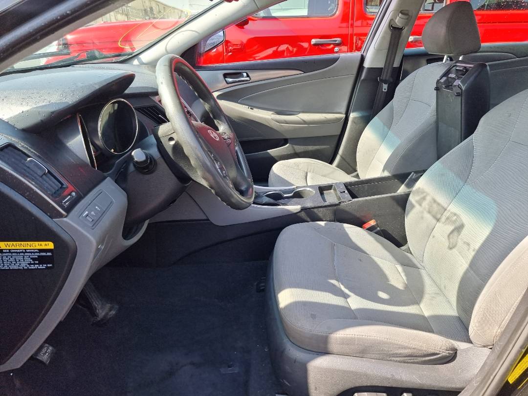 2012 HYUNDAI SONATA — 157170 Miles — Lot 214587 — Ind. 12 - Marhaba Auctions Used Cars - Image 8