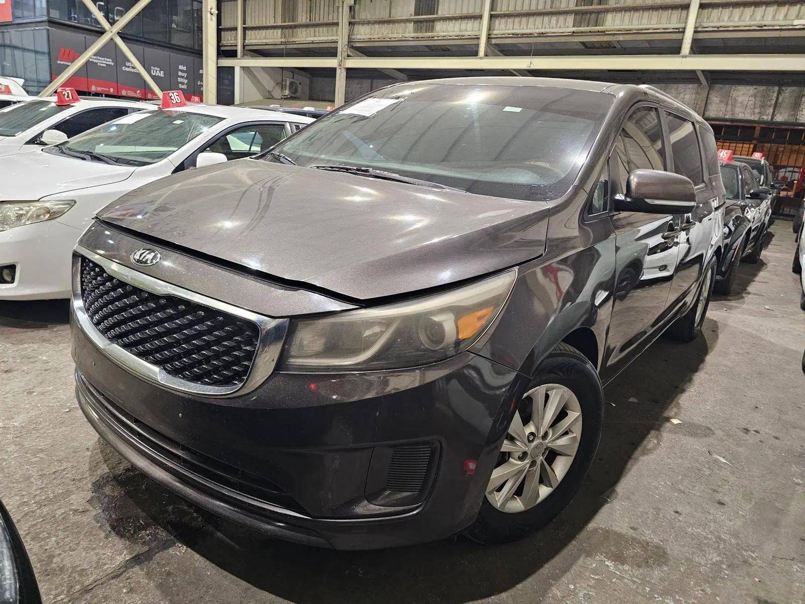 2015 KIA SEDONA — Lot C19F6021237 - Marhaba Auctions Used Cars - Image 6