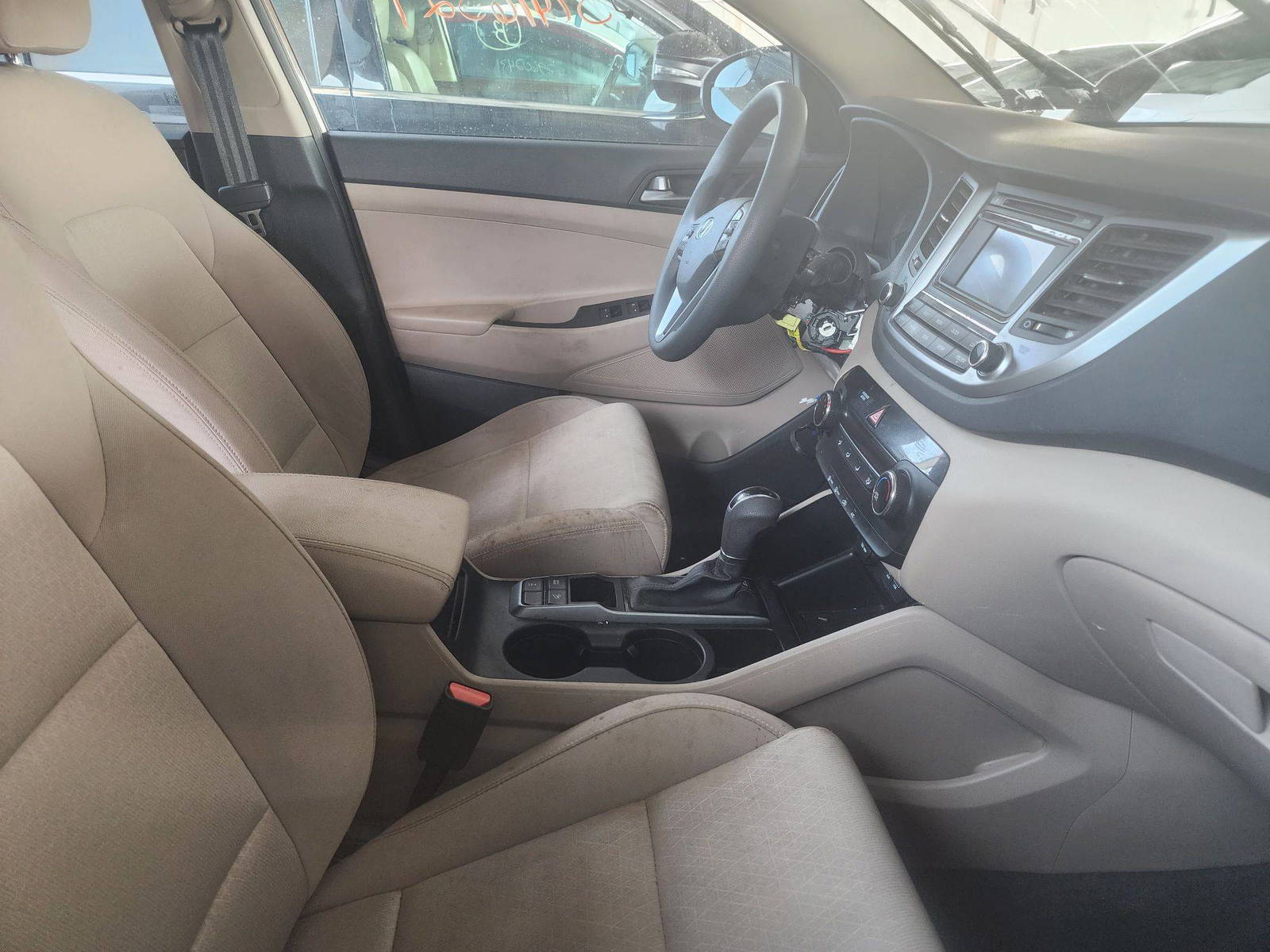2016 HYUNDAI TUCSON — 65634 Miles — Lot 37416527 - Marhaba Auctions Used Cars - Image 8