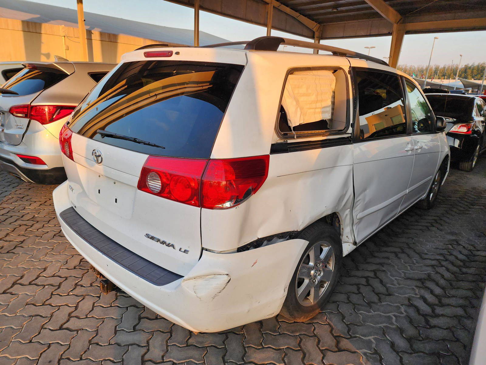 2010 TOYOTA SIENNA — 209177 Miles — Lot 37465068 - Marhaba Auctions Used Cars - Image 4