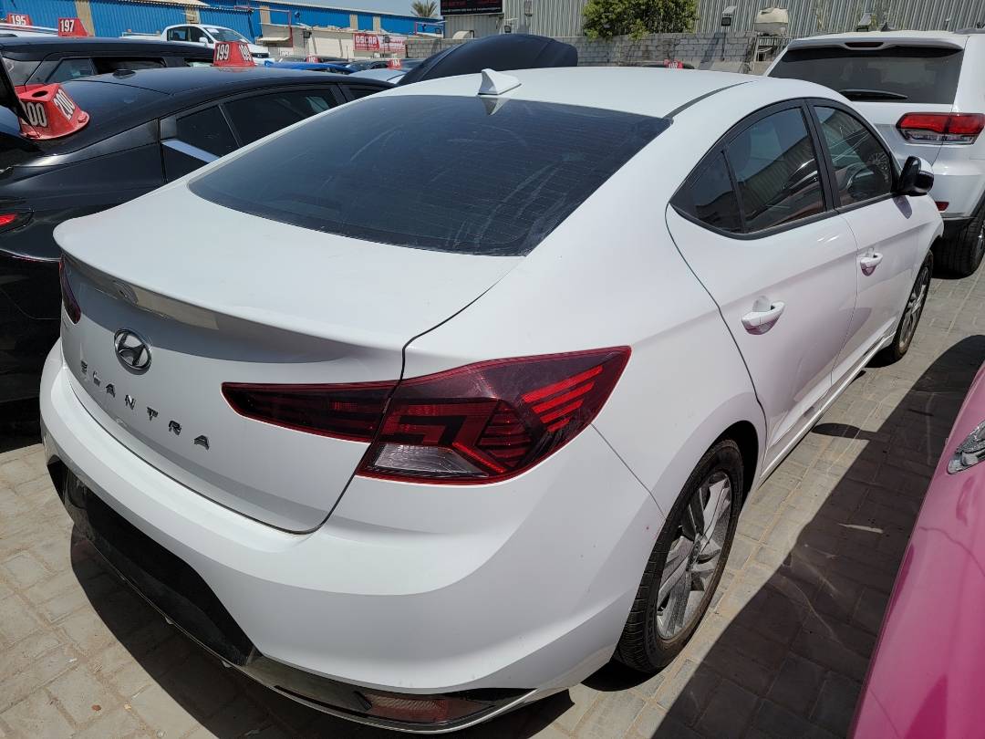 2019 HYUNDAI ELANTRA — 135854 KM — Lot KU758817 — Main - Marhaba Auctions Used Cars - Image 3