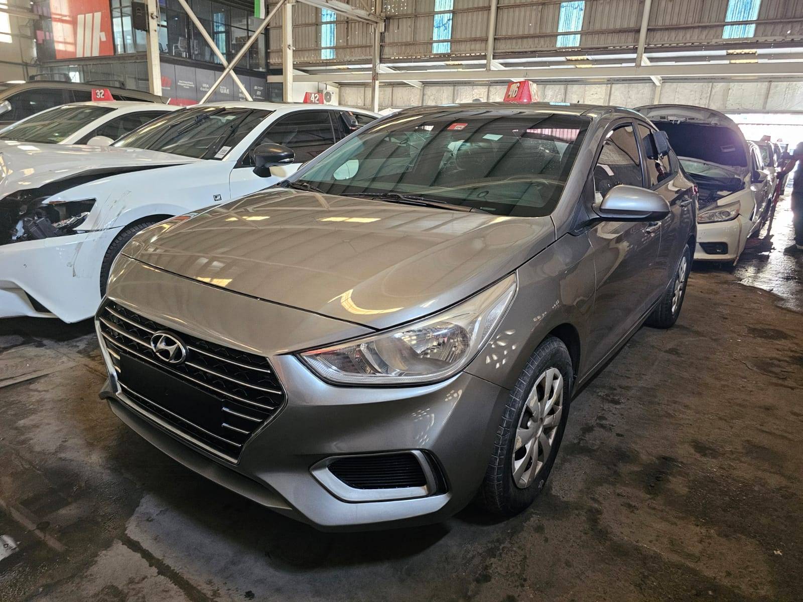 Hyundai Accent 2021 view 2