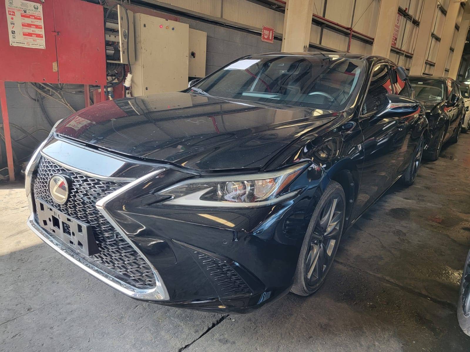 LEXUS ES 350 2021 - Marhaba Auction Used Cars - Image 4