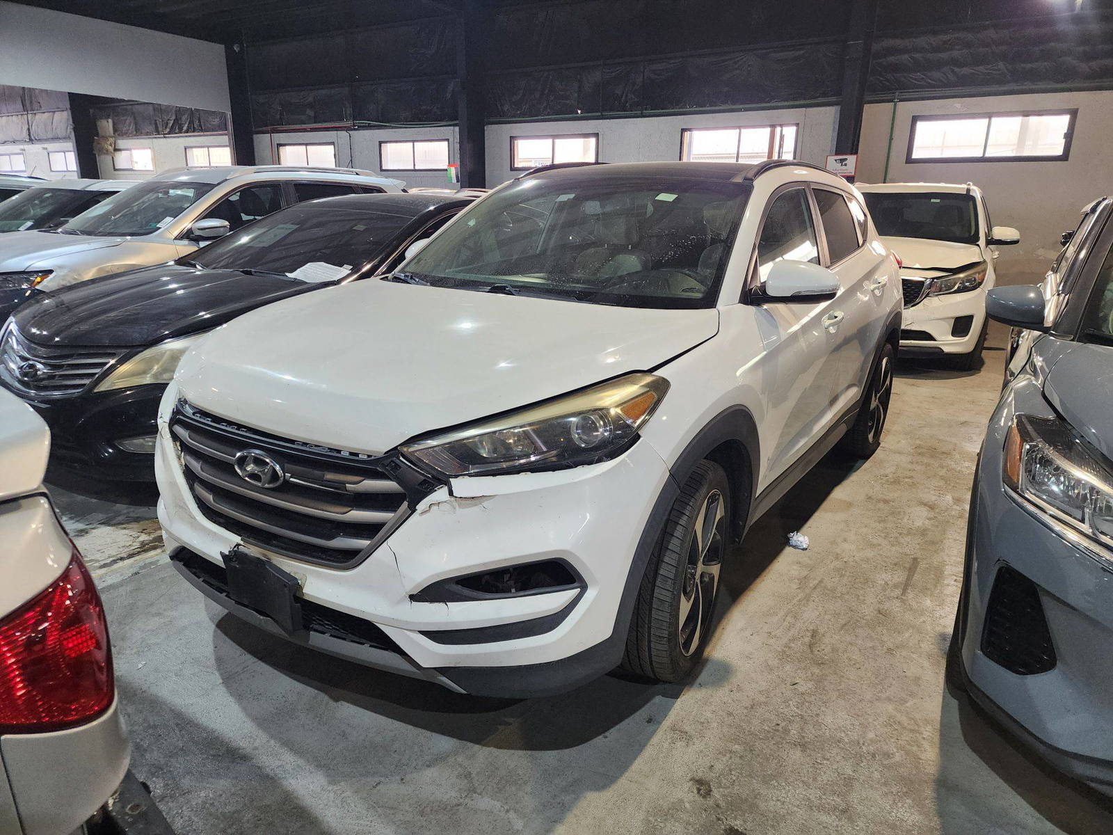 HYUNDAI TUCSON 2018 - Marhaba Auction Used Cars - Image 4
