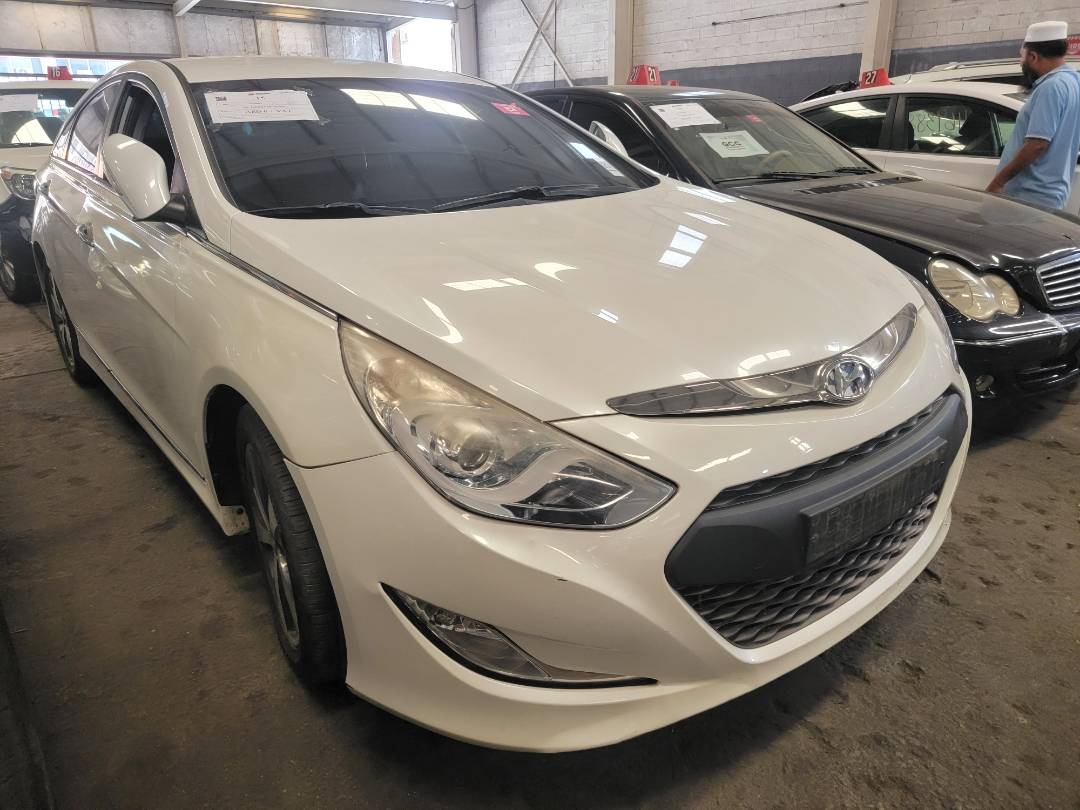 2012 HYUNDAI SONATA — 194143 KM — Lot 026891 — Main - Marhaba Auctions Used Cars - Image 6