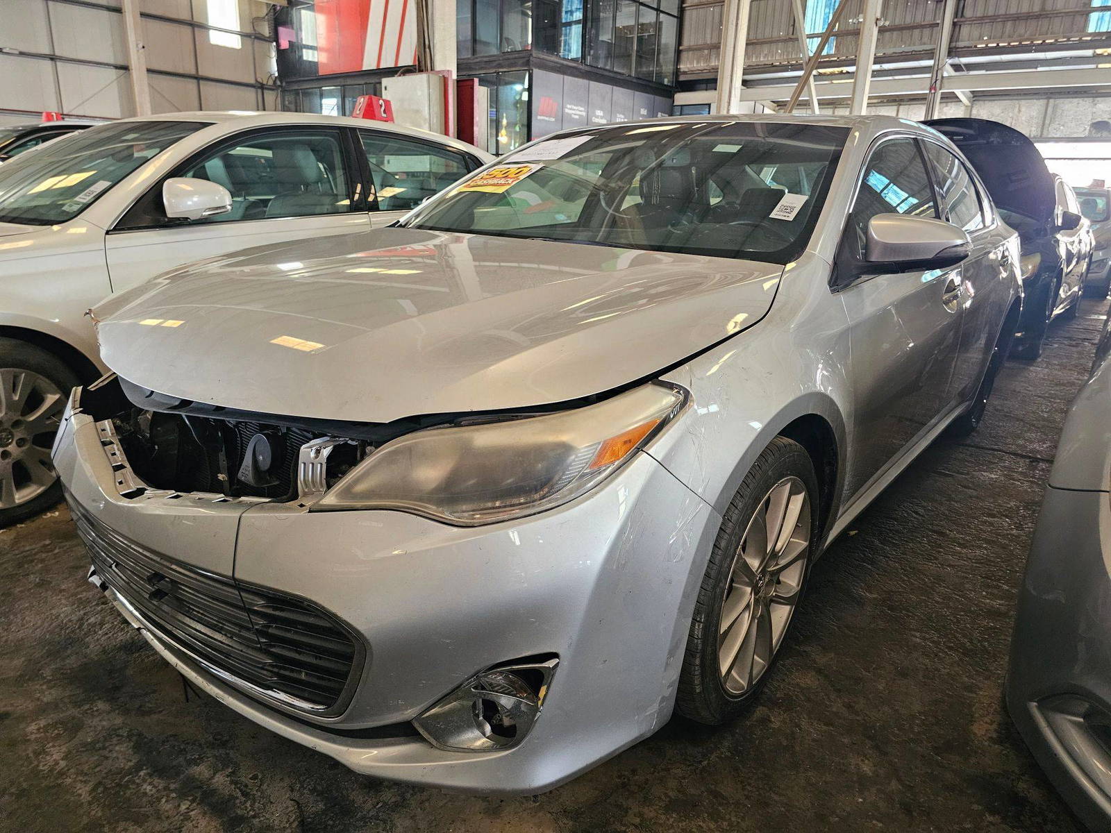 2013 TOYOTA AVALON — 172635 Miles — Lot 44083158 - Marhaba Auctions Used Cars - Image 4