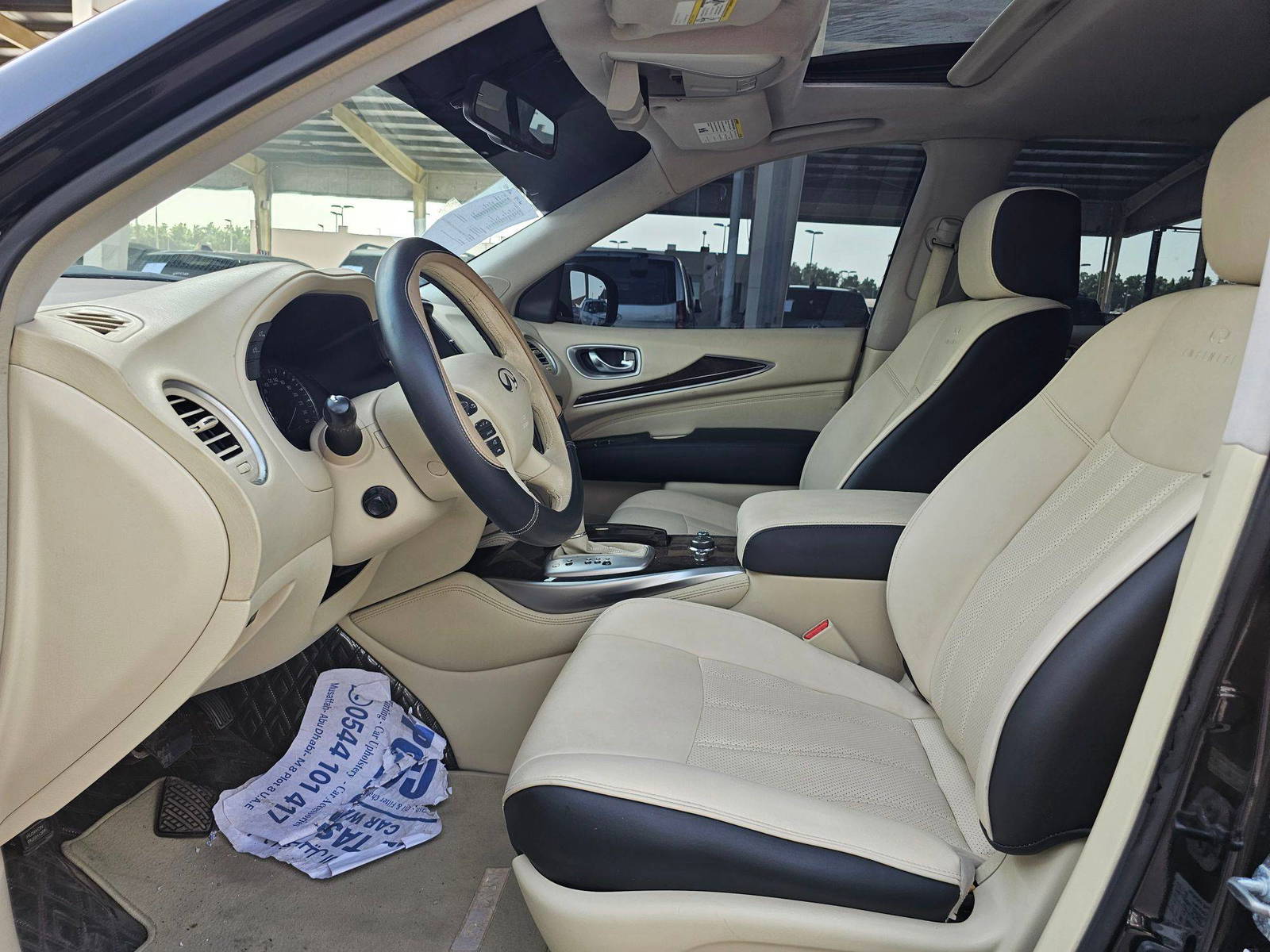 2013 INFINITI JX 35 — 143269 KM — Lot C312553 — Souq - Marhaba Auctions Used Cars - Image 9