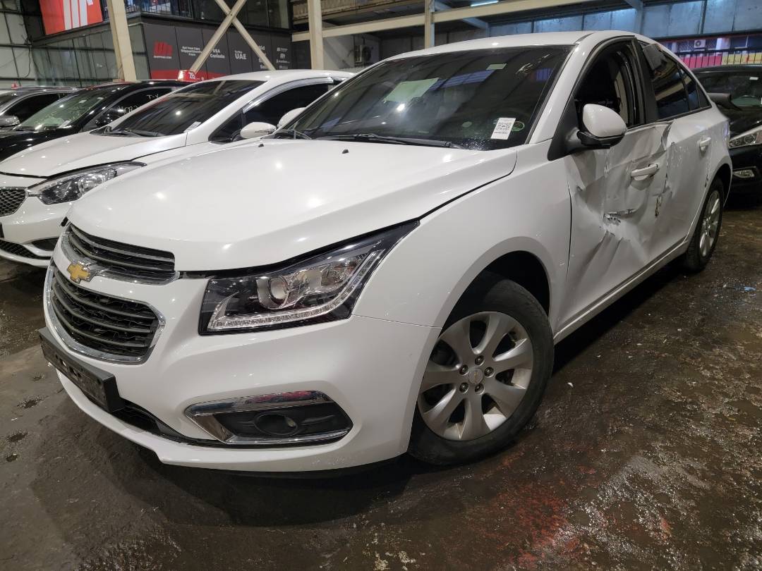 2016 CHEVROLET CRUIZE — 64040 KM — Lot 332917 — Souq - Marhaba Auctions Used Cars - Image 4