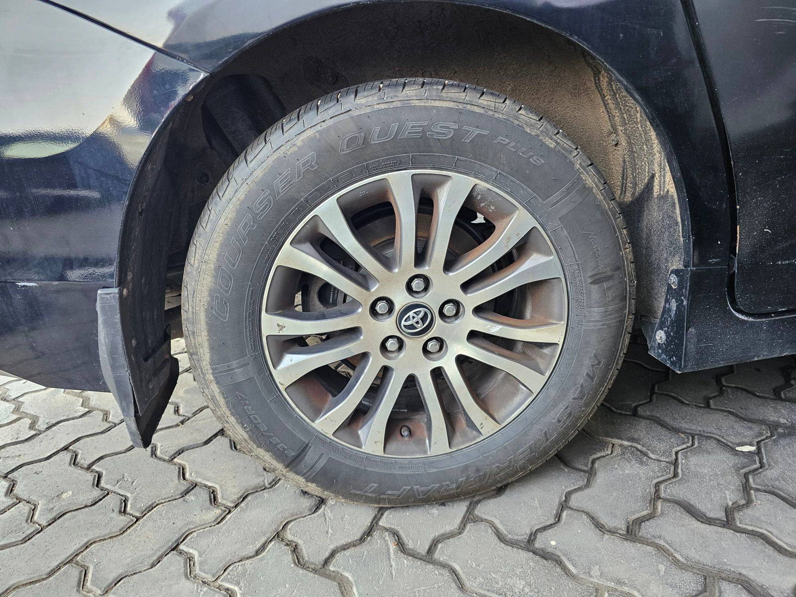 TOYOTA SIENNA 2018 - Marhaba Auction Used Cars - Image 12