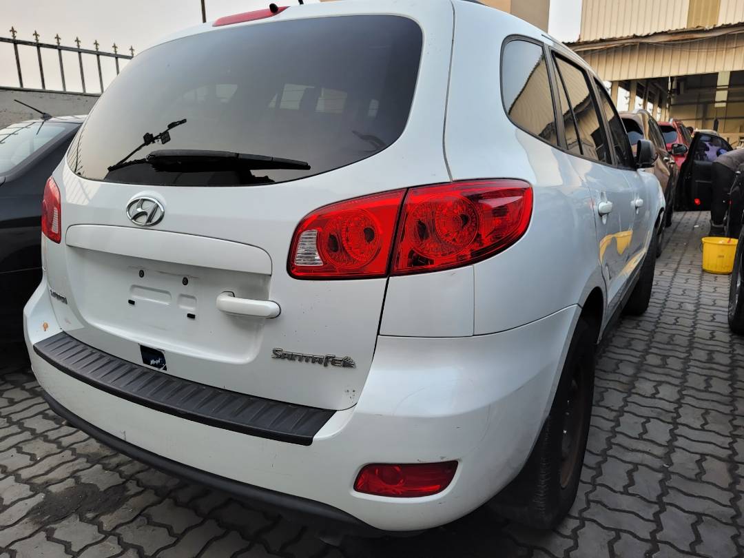 2009 HYUNDAI SANTA FE — 176761 Miles — Lot 89H296374 — Main - Marhaba Auctions Used Cars - Image 3