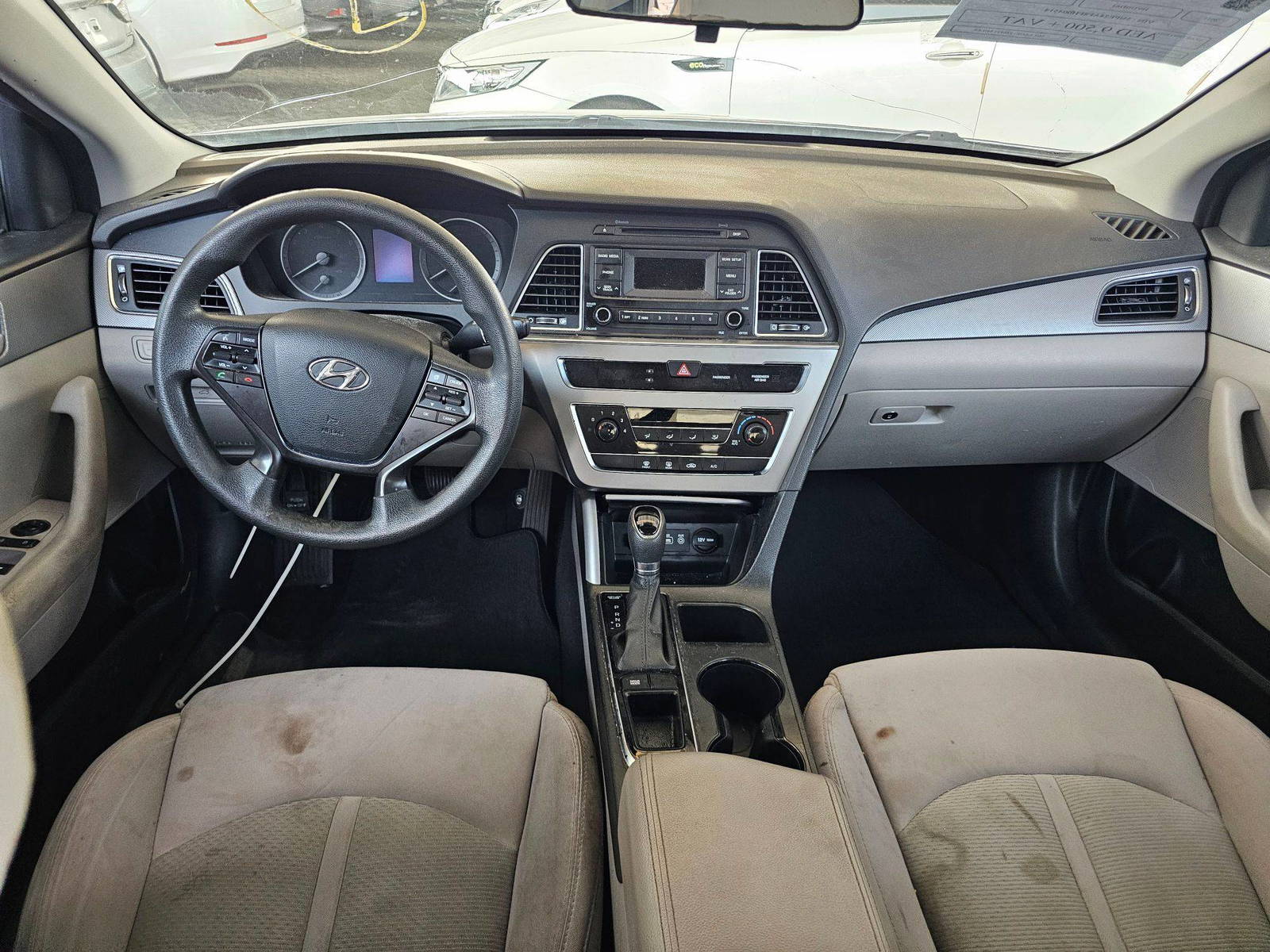2015 HYUNDAI SONATA — 126437 Miles — Lot 59700385 — Souq - Marhaba Auctions Used Cars - Image 7