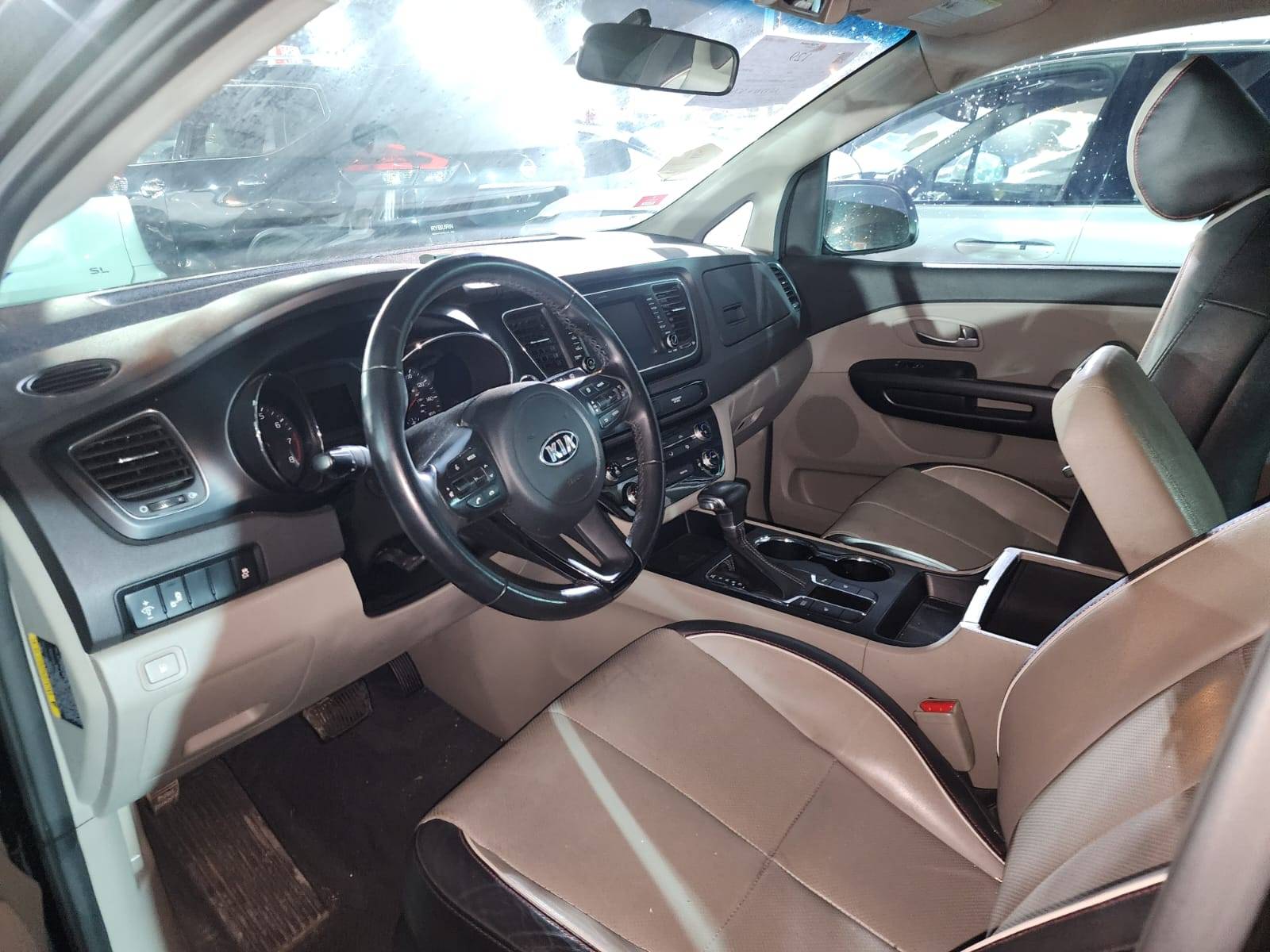KIA SEDONA 2019 - Marhaba Auction Used Cars - Image 7