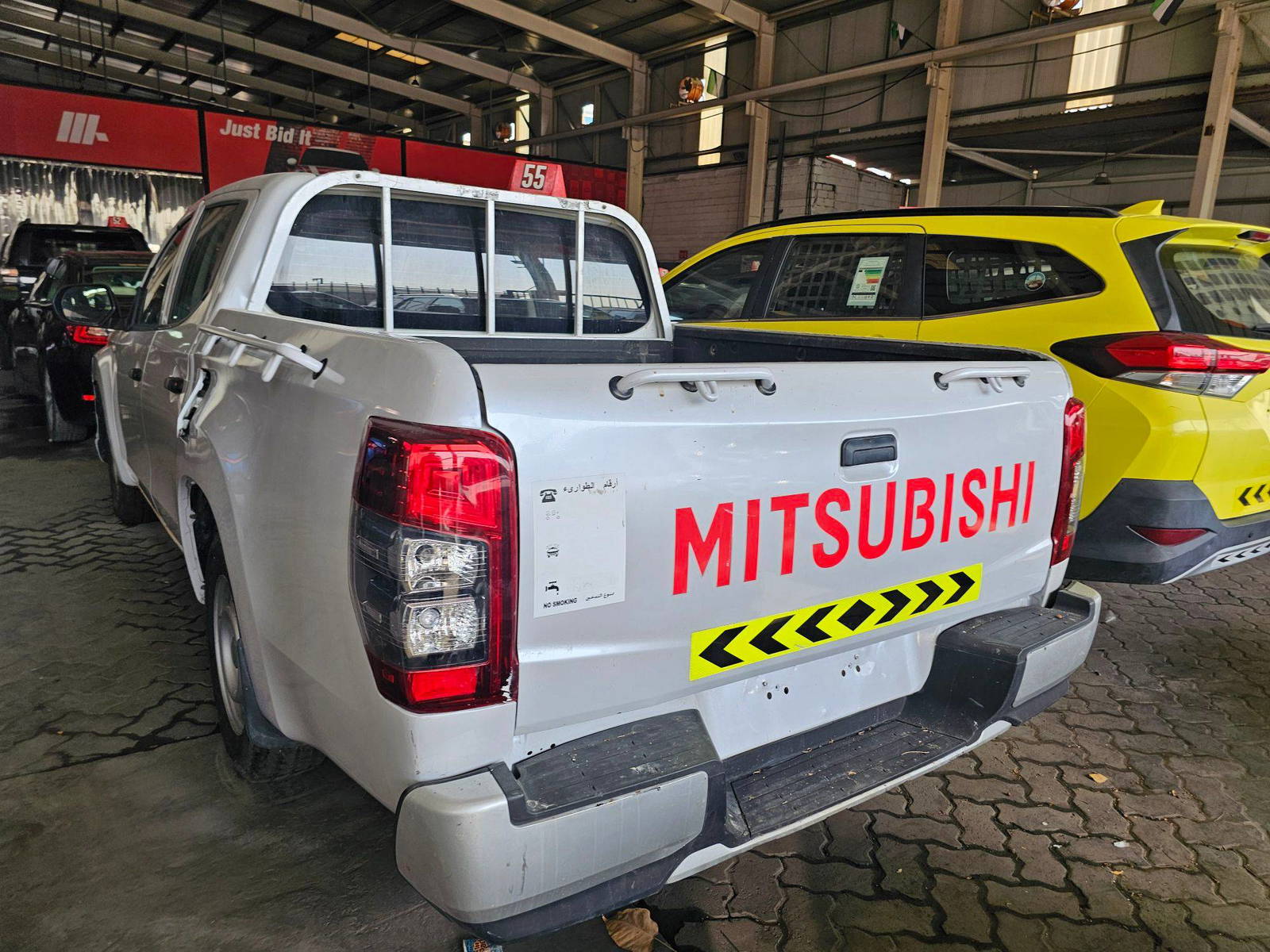 2019 MITSUBISHI pickup — 333241 KM — Lot 9KH023580 — Main - Marhaba Auctions Used Cars - Image 4