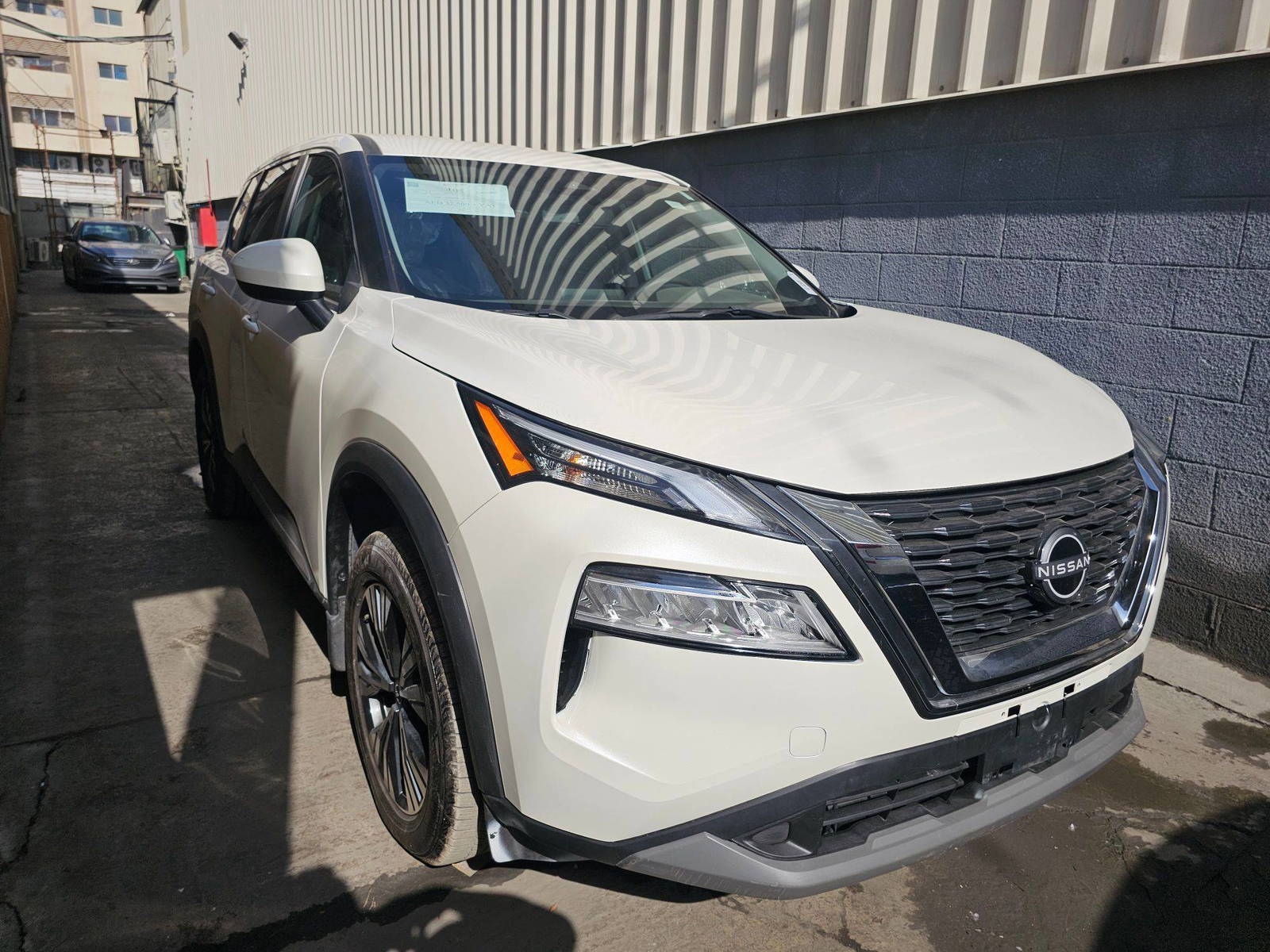 NISSAN ROGUE 2023 - Marhaba Auction Used Cars - Image 3