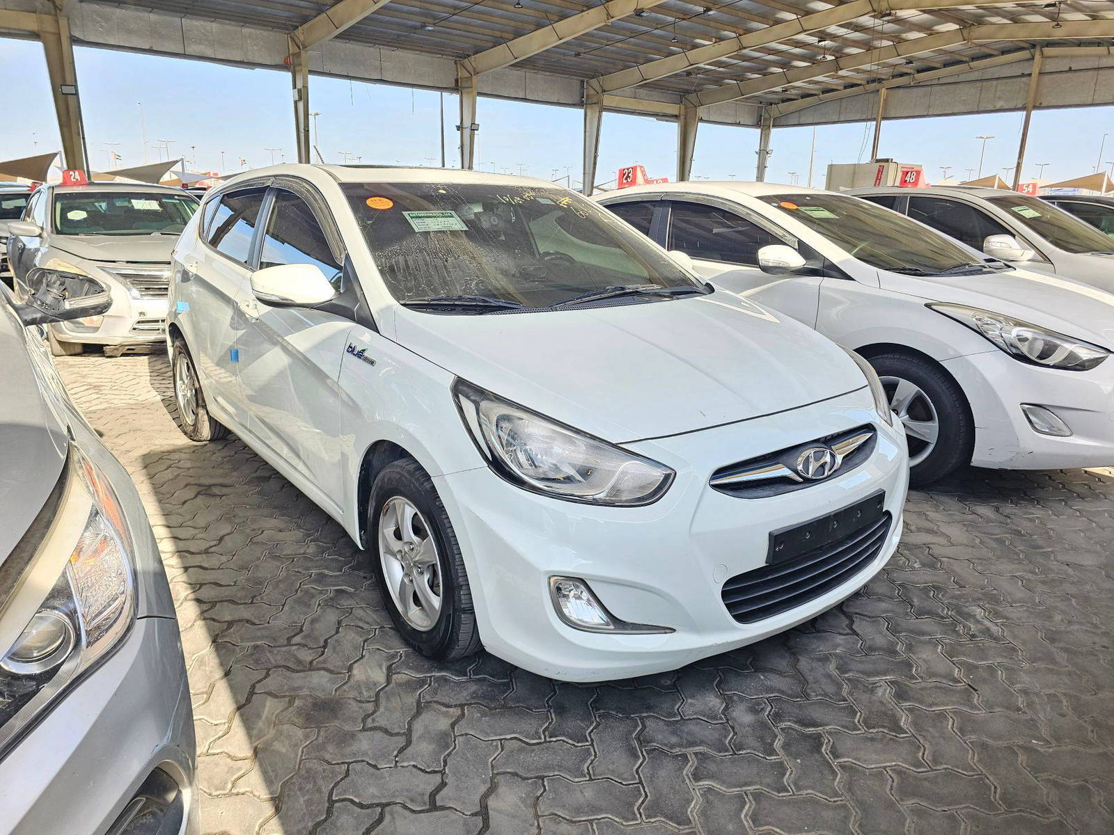 2012 HYUNDAI ACCENT — 63810 KM — Lot CU045157 — Souq - Marhaba Auctions Used Cars - Image 4
