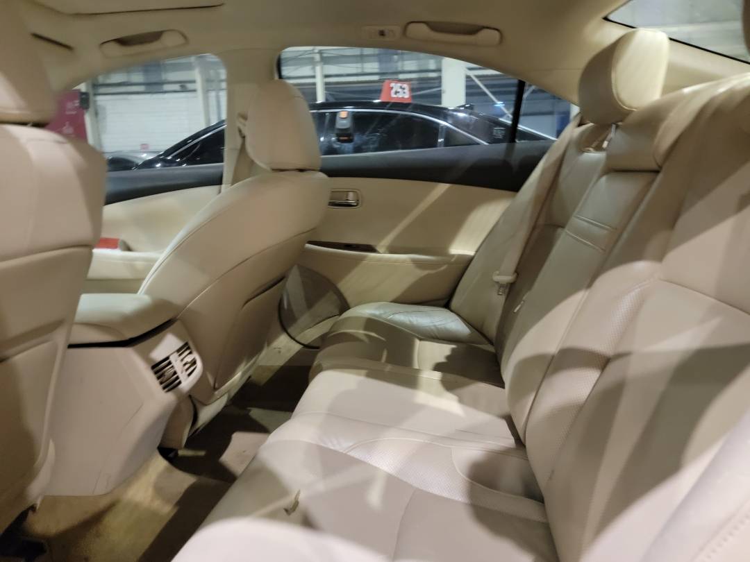 2012 LEXUS ES 350 — 235777 Miles — Lot 2501518 — Main - Marhaba Auctions Used Cars - Image 7