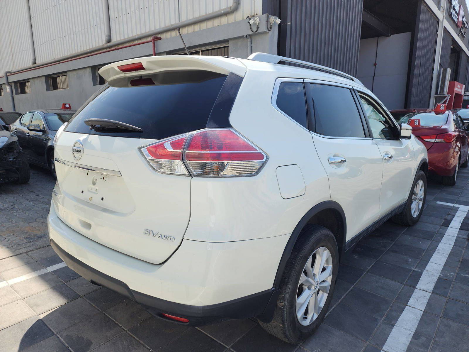 2016 NISSAN ROGUE — 89889 KM — Lot 60105704 — Al Quoz - Marhaba Auctions Used Cars - Image 3