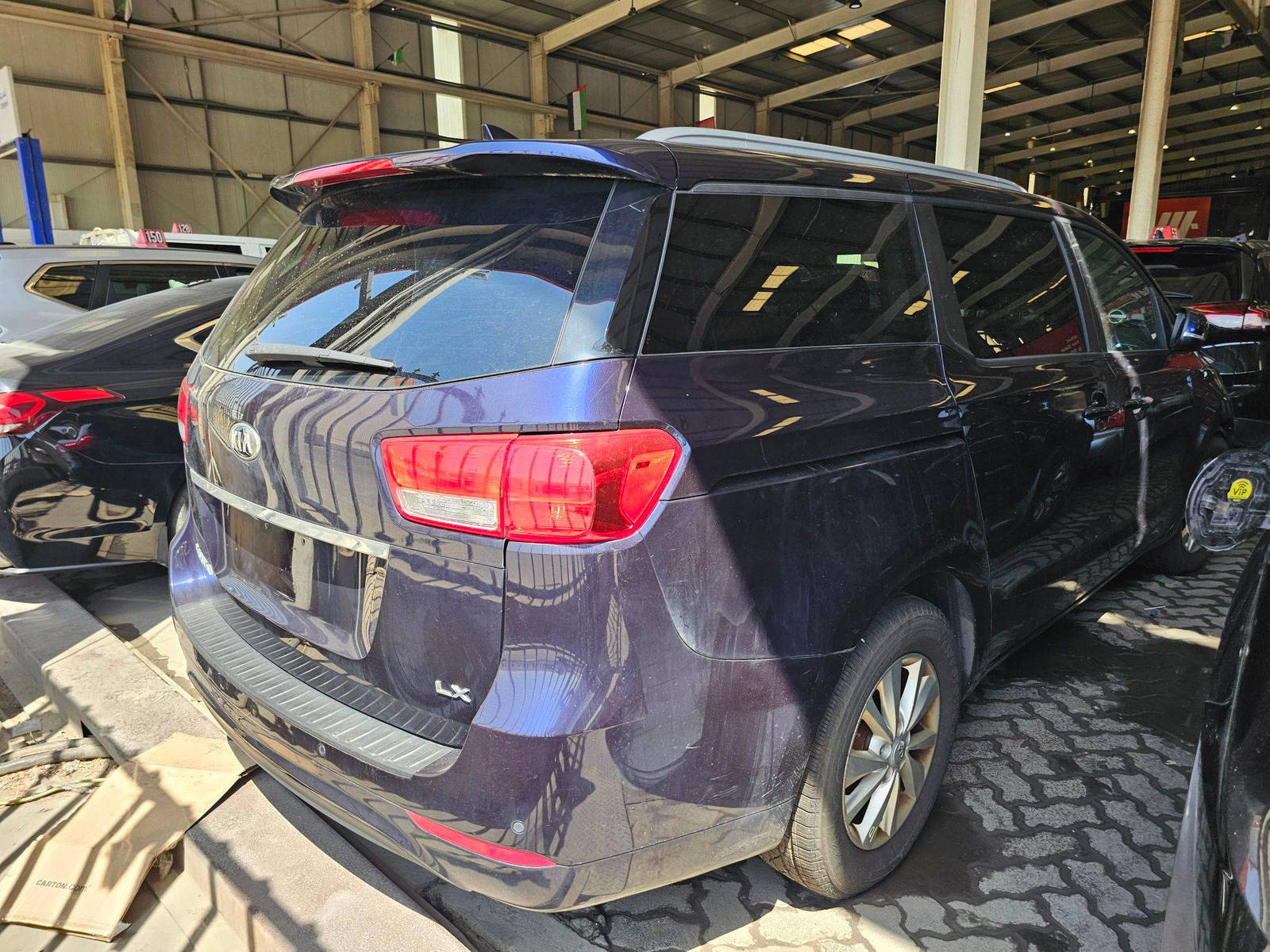KIA SEDONA 2018 - Marhaba Auction Used Cars - Image 4